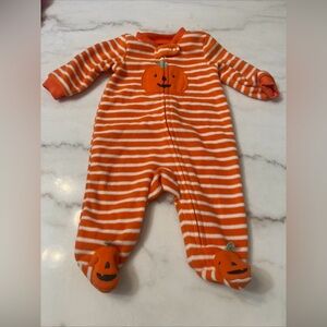 Just One You Carter’s Newborn Halloween Baby Outfit Pajamas One Piece pumpkin